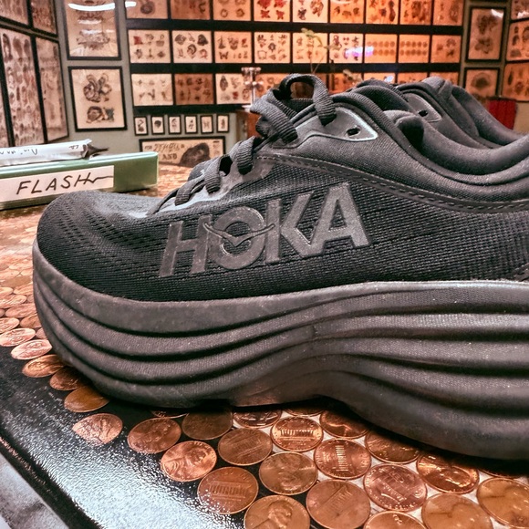 Hoka Bondi 8 EU size 40. Supposed to be ladies 9, fits like an 8.5. Worn twice. - Picture 5 of 9